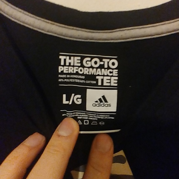 Adidas t shirt - Picture 2 of 2